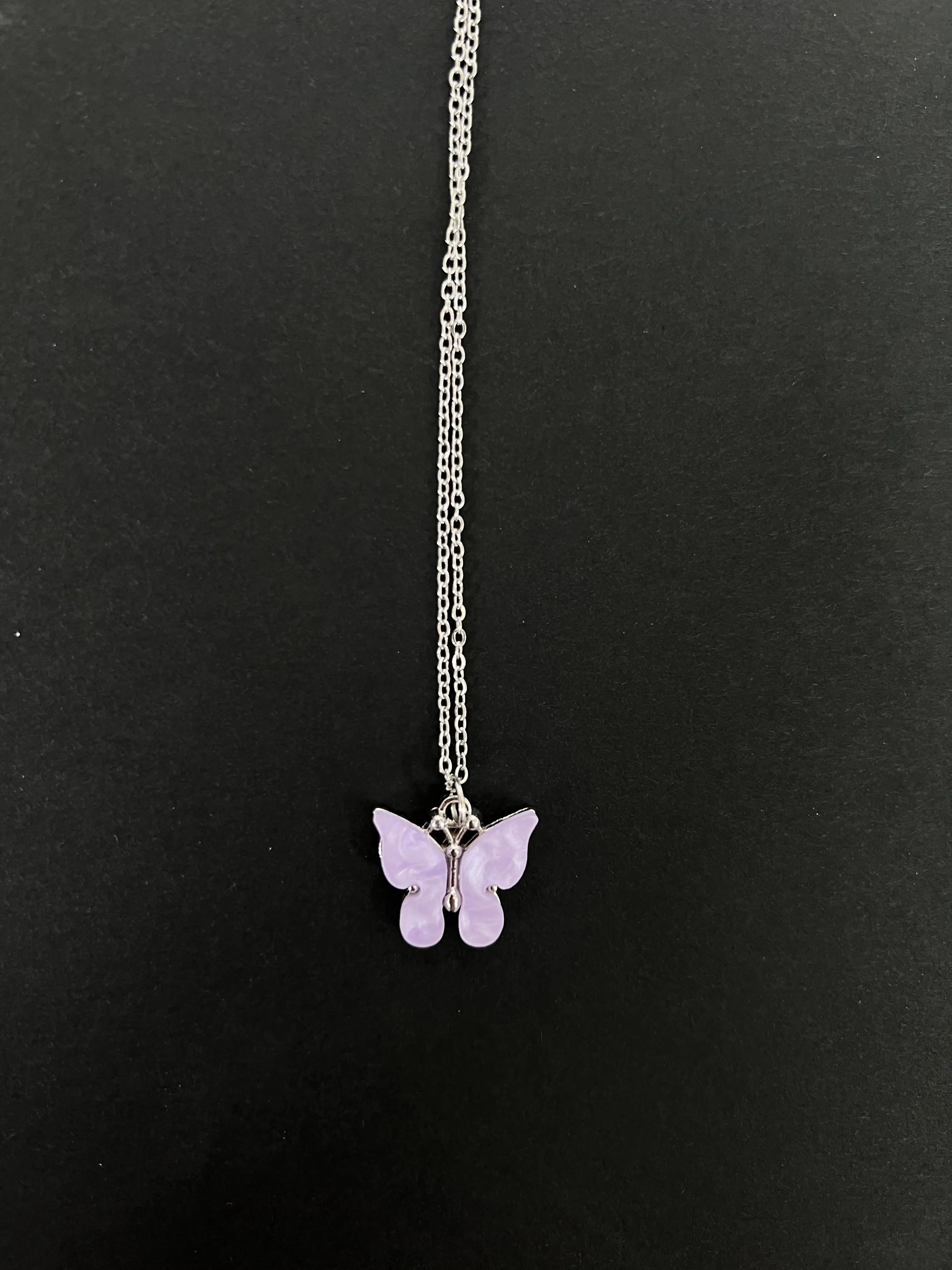 گردنبند پروانه ای استیل نقره ای