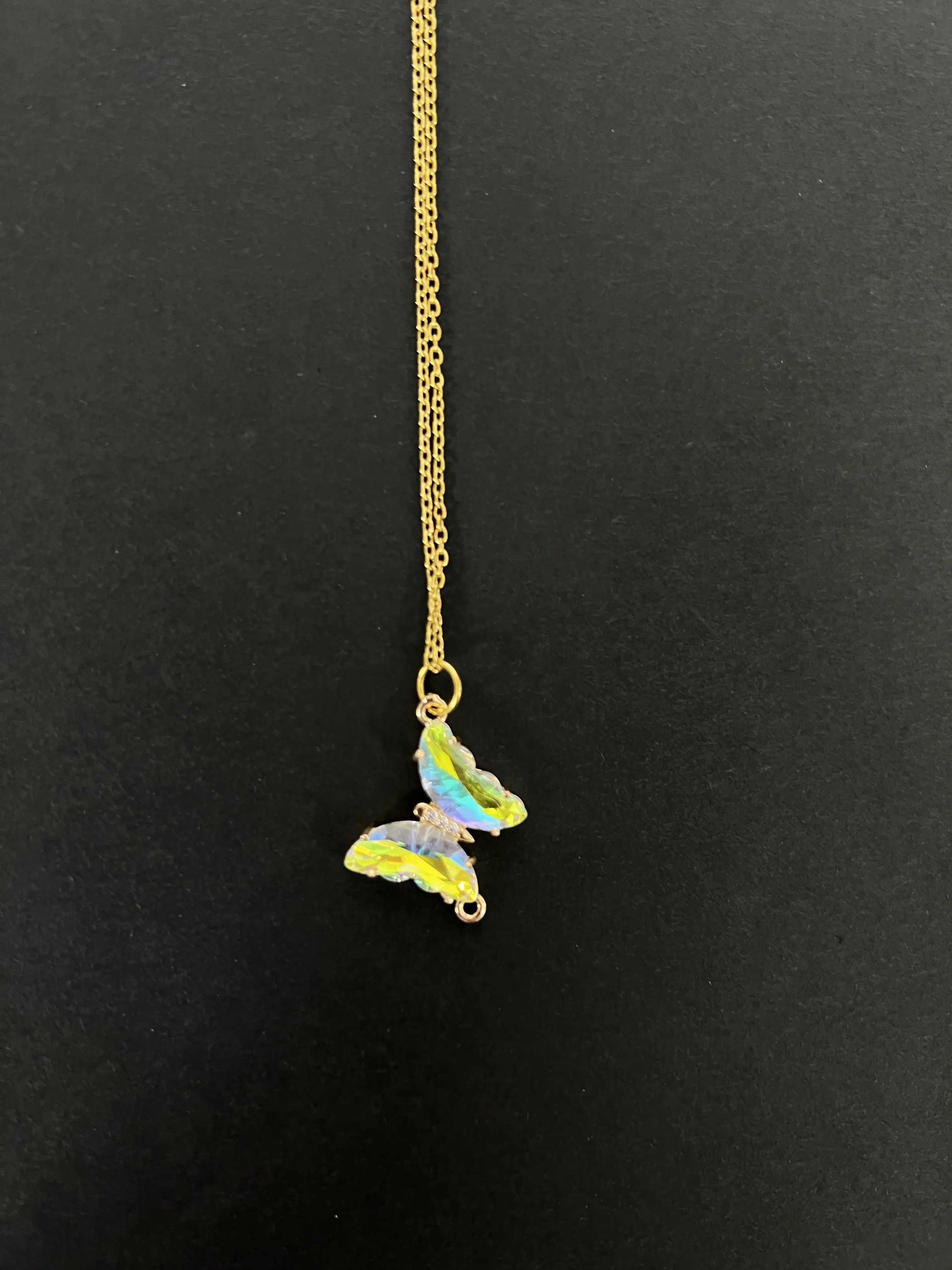 گردنبند پروانه طلایی